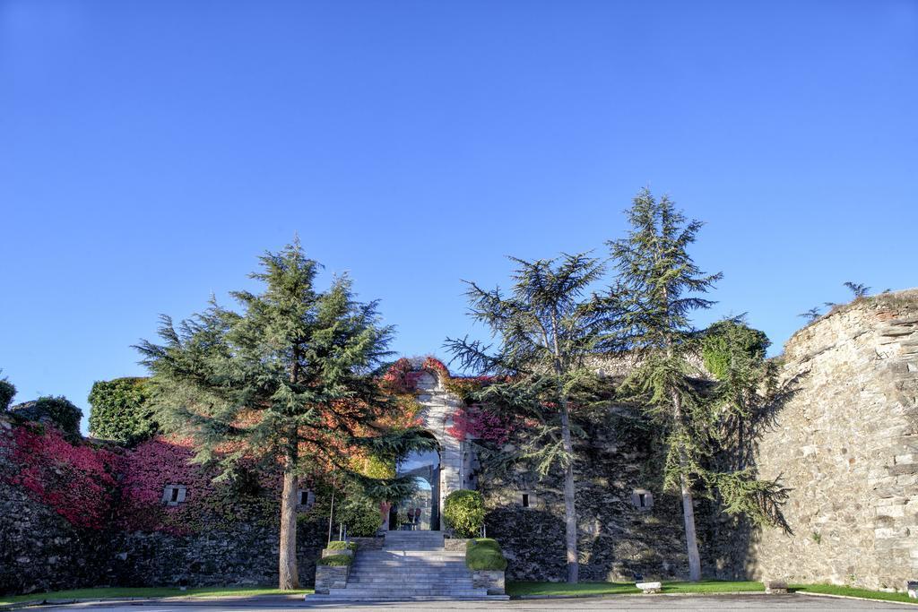 El Castell De Ciutat - Relais & Chateaux La Seu d'Urgell Exterior foto