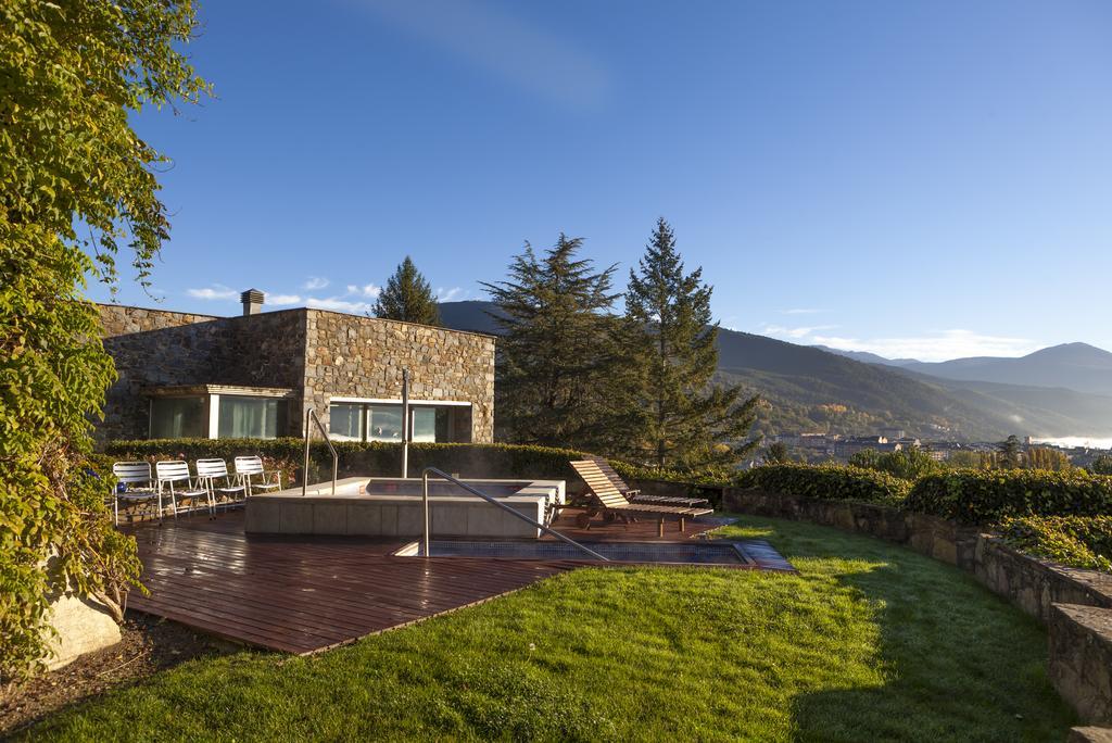 El Castell De Ciutat - Relais & Chateaux La Seu d'Urgell Exterior foto
