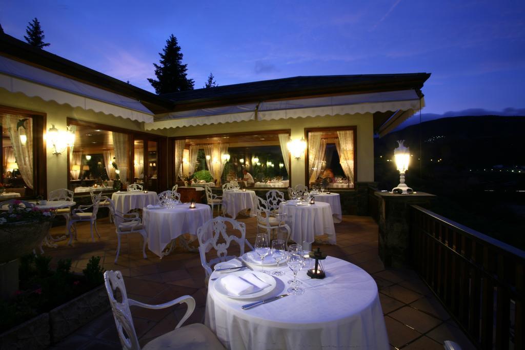 El Castell De Ciutat - Relais & Chateaux La Seu d'Urgell Exterior foto