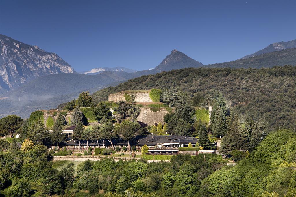 El Castell De Ciutat - Relais & Chateaux La Seu d'Urgell Exterior foto