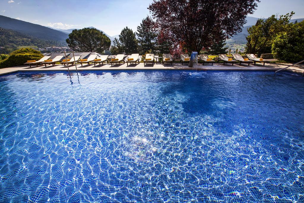 El Castell De Ciutat - Relais & Chateaux La Seu d'Urgell Exterior foto
