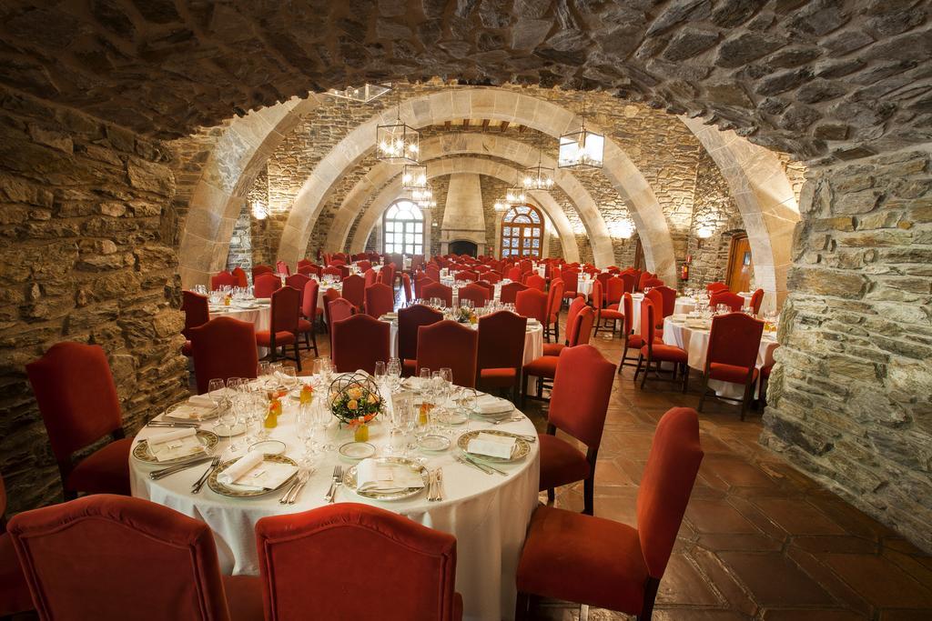 El Castell De Ciutat - Relais & Chateaux La Seu d'Urgell Exterior foto