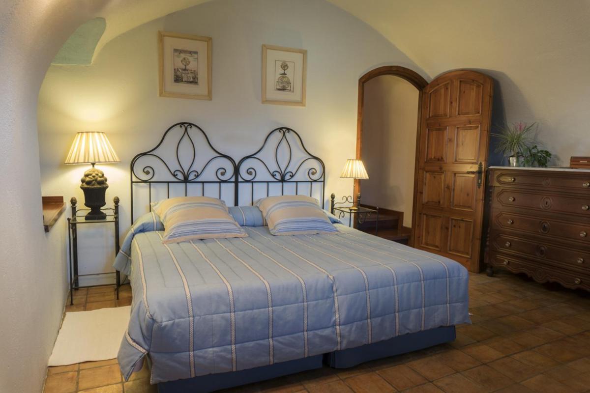 El Castell De Ciutat - Relais & Chateaux La Seu d'Urgell Exterior foto
